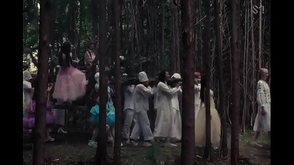 Nonton Red Velvet - Cosmic thumbnail