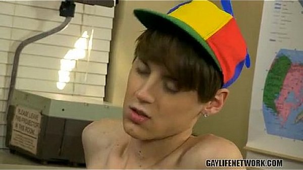 Dustin Cooper Needs Hard Dick thumbnail