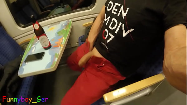 Kerl Wichst Seine Wurst Heimlich In Einem Fahrenden Zug (s) thumbnail