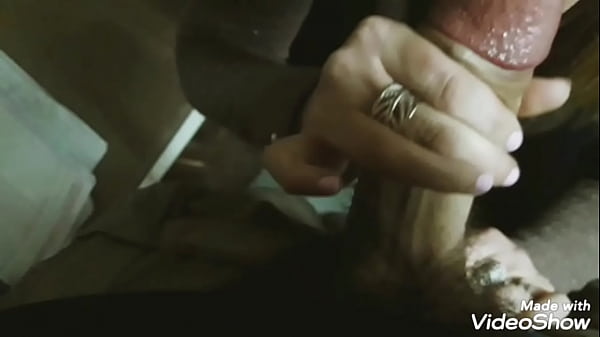 Nonton Linda Mamada Me Dio En Su Oficina thumbnail