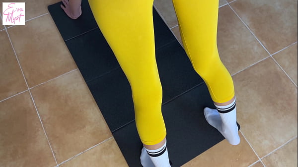 Nonton Watching Mom's Best Friend (fit Milf) Doing Yoga With Wet Fluffy Pussy And Then Doggystyle Fuck thumbnail