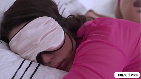 Xwife Karen Unbox The Robot Sex Toy She Order Online.she Starts Sucking The Shecock Of The Robot And Lets Her Pound Her Pussy thumbnail