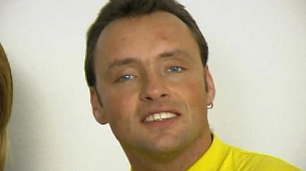 Juliareaves-xfree - Hausfrauen Report Extra - Scene 4 - Video 3 thumbnail