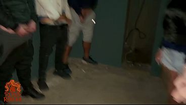 Eu e o Assessor levamos nossas mulheres para serem fodidas por estranhos no posto de gasolina RED 1