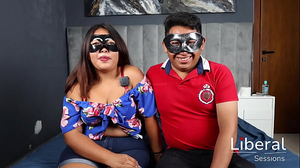 Esposa Puta Es Follada Por Tres Negros Frente A Su Cornudo Esposo thumbnail