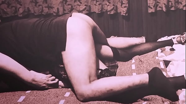 Le penetro a esta trans que quer&iacute_a verga le subo la falda y le meto sexo