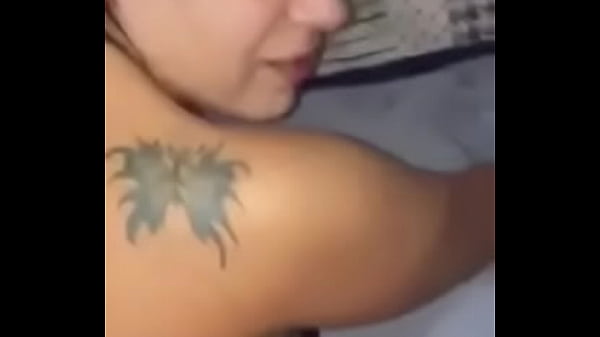 Nonton Tarada thumbnail