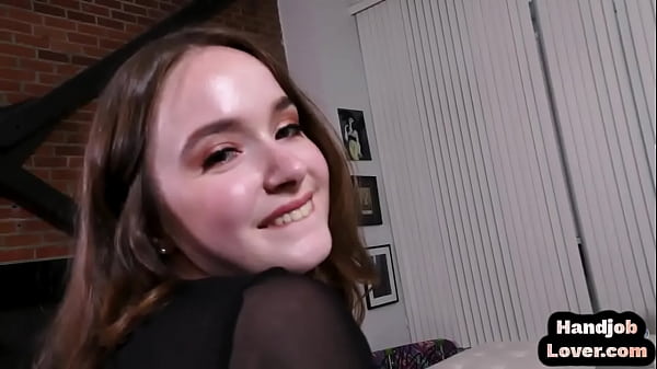 Nonton Pov Amateur Stepteen Grinds Stepdad Cock After Self Pussyrubbing thumbnail