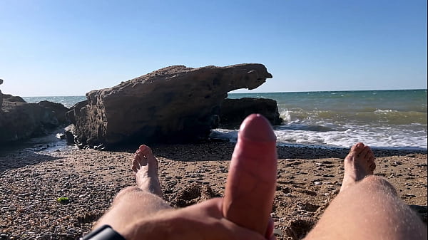 Dating On A Nudist Beach Turned Into Sex thumbnail