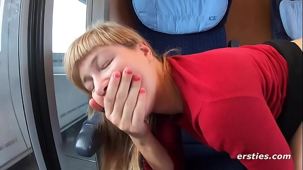 Nonton Two Hot Girls, Two Fat Strap-ons And Countless Positions thumbnail