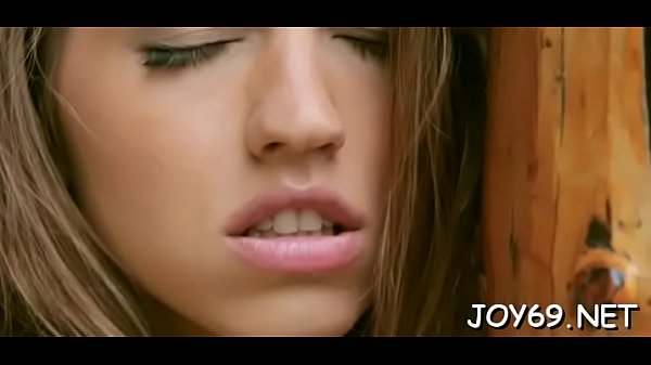 Teen Gets Enjoyment With Fingers thumbnail