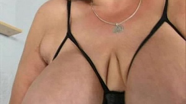 Bigtits Hairypussy Moms Fingering thumbnail