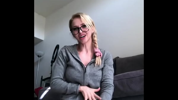 Your Nerdy Gf Is About To Give You The Hottest Joi Of Your Life thumbnail