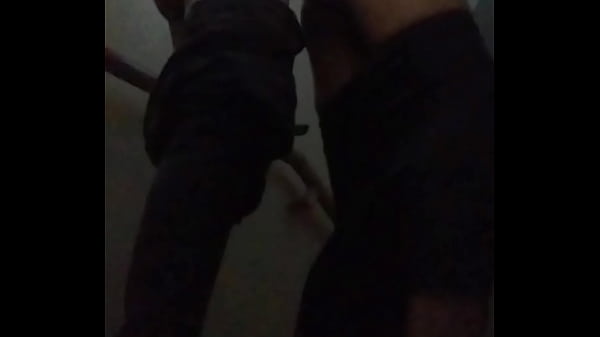 Transamos Na Escada E Quase Pegaram A Gente thumbnail