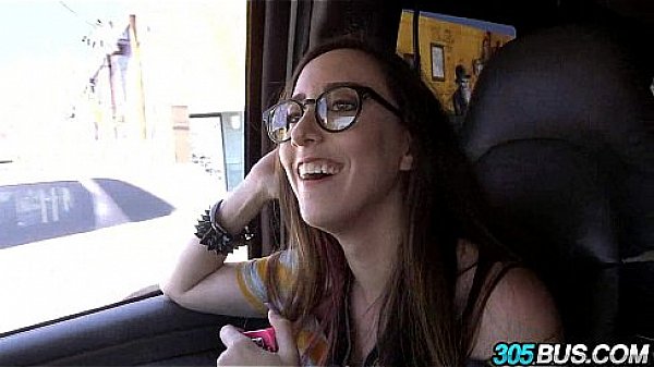 Nonton Amateur With Glasses Gets Fucked 305bus 2.1 thumbnail