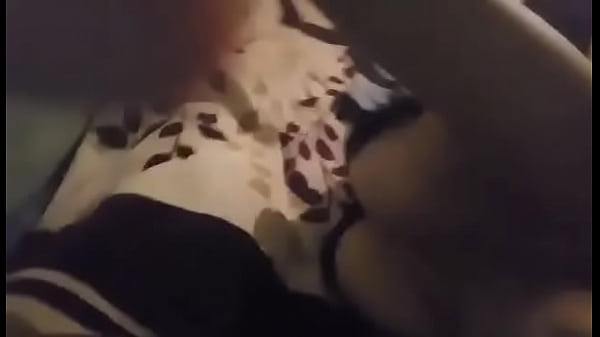 Nonton Mi Espesa Bien Caliente thumbnail