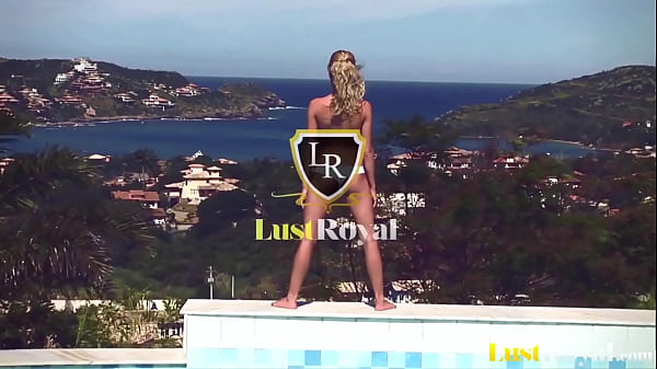 Nonton Gorgeous Hottie Blonde Lora Row Fucking thumbnail