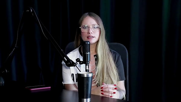 Nonton Come&ccedil;ou Como Modelo Depois De Se Fazer Ser Demitida, Fez V&iacute;deos De Sexo Hot, A Fam&iacute;lia Aceita Bem, E Quando Gravou Mulheres... - Naty Varga (sheer/red) thumbnail