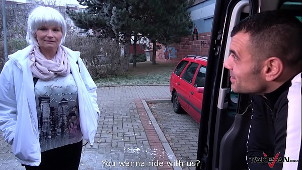 Nonton Milf Busty Whore Found On The Street Get Cum Covered Pussy In Driving Van thumbnail