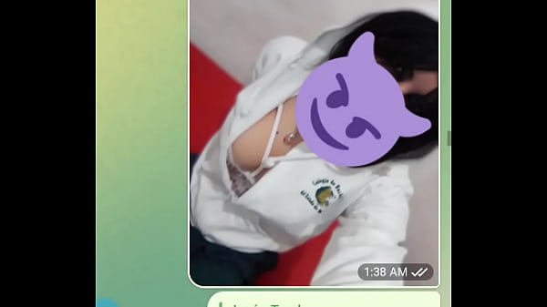 Linda sumisa. Sus redes en los comentarios