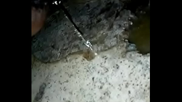 Pissing Girlfriend thumbnail