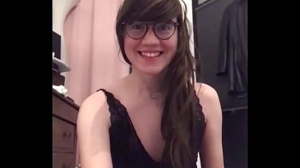 Nina Coelhinha Pulando Pros Machos thumbnail