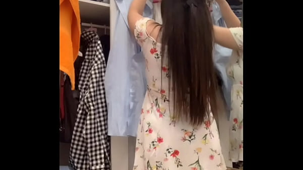 Nonton Chica Mayor En Vivo Voyeur thumbnail