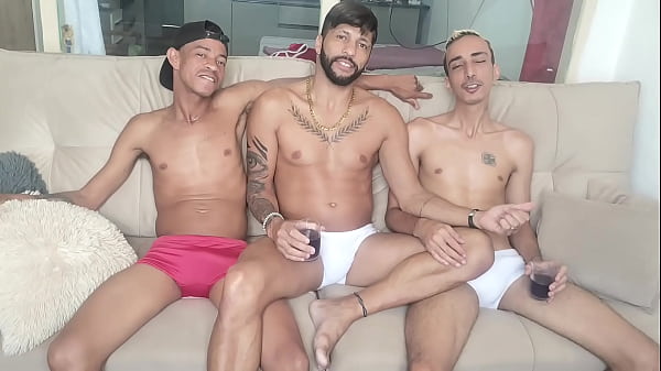 Surubao Os Dotados Que Me Arrombaram E Deram Leitinho Quente thumbnail