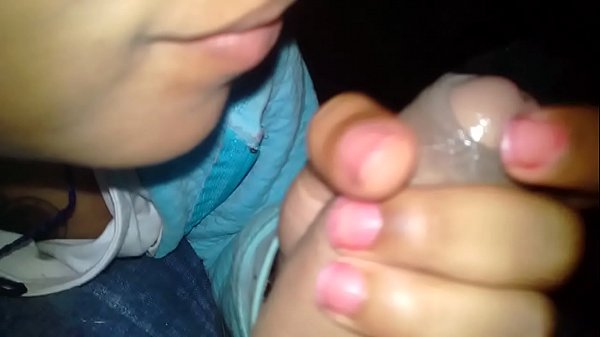 Ex Me Lo Chupa En El Parque Mientras La Gente Nos Ve thumbnail