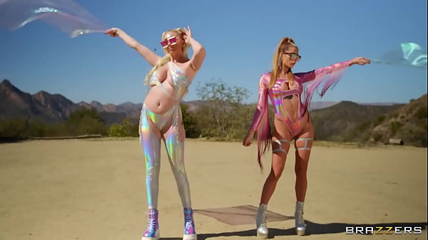 Desert Heat / Brazzers thumbnail