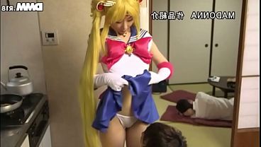 A Mãe do Meu Amigo_Faz Cosplay Em Casa Legendado Sofia Takigawa