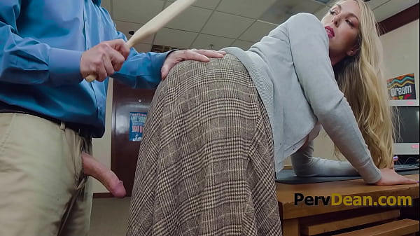 Nonton Blonde Milf Stepmom Has To Pay The Price For Stepsons Actions thumbnail