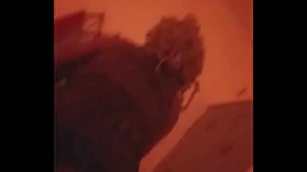 Nonton Elle Kiffe Rebondir Dessus thumbnail