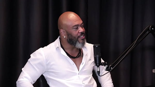 Play MP4 - Morena mostra os peitos depois de falar que achava que n&atilde;o ia conseguir com gay e trans&comma; extrapola na casa de swing&comma; foi chamada na escola&comma; - Marcelly Melo &lpar;WATCH ON&colon; SHEER&sol;RED&rpar;