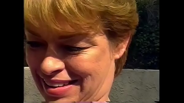 Nonton Crazy Party Is Happening With Few Mature Whores And Dudes thumbnail