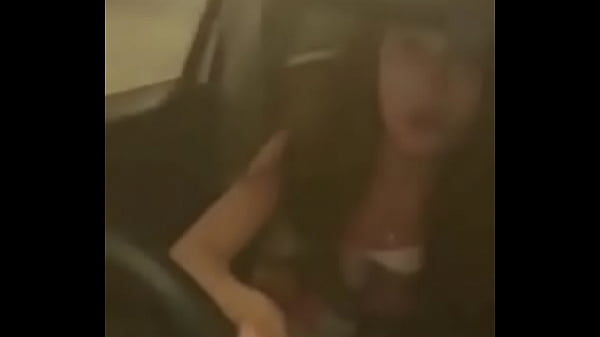 Nonton Insurance Company Staff Outdoor Sex With Client thumbnail