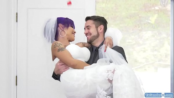 Tranny Ts Foxxy Gets Married.her Husband Sucks Her Dick And She Gives Him A Bj.the Ts Facesits Him And Gets Barebacked While Giving Herself A Handjob thumbnail