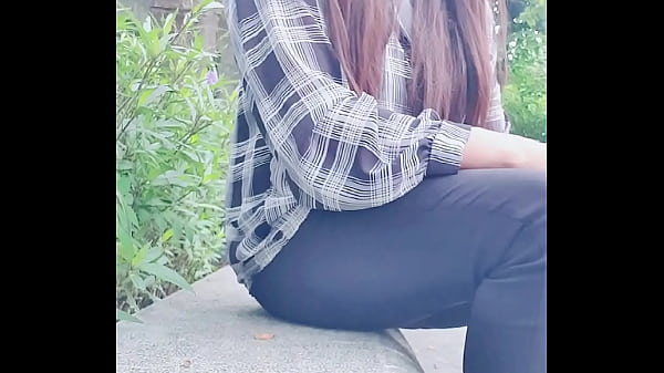 Crossdresser Ting Outdoor Pee And Masturbation thumbnail