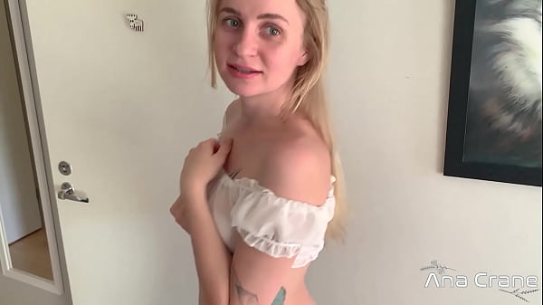 Nonton Sexy Girlfriend Decided To Please A Deep Blowjob thumbnail
