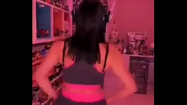 Me muevo bien rico mi como me lo uykz