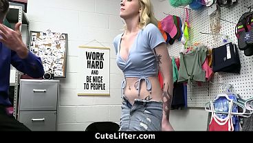 Nonton Security Officer Confirms His Suspicions - Cutelifter thumbnail