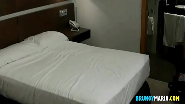 Le Hice Un Salvaje Squirting Y Me La Foll&eacute;. Era La Chica Del Servicio Del Hotel thumbnail