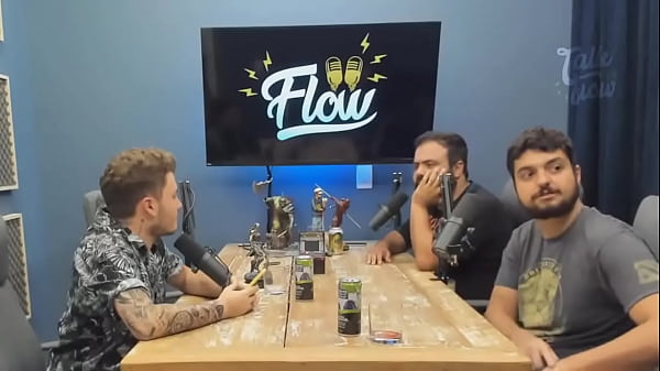 O_CONVIDADO QUE FOI NO FLOW PRA FICAR NO CELULAR