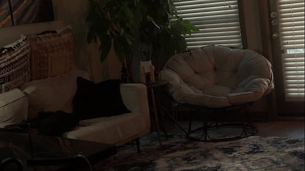 Nonton Slim Curvy Big Booty Royale Knows How To Fuck thumbnail