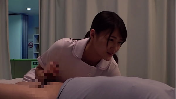 「内緒にするって約束できる？」入院中、性欲処理が出来なくてつらい&hellip;！そんな僕を見て同情してくれたナースさんが僕のチ○コに手を伸ばす&hellip; 【パート3】 thumbnail