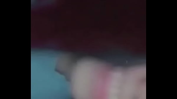 Nonton Sobrina Revela Lo Que Trae Detras Del Pantalon Por Dinero thumbnail