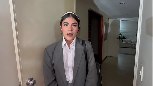 I SEDUCE A STUDENT I SEE ON THE STREET, WE END UP HAVING SEX IN MY ROOM - FELIPE SKULL