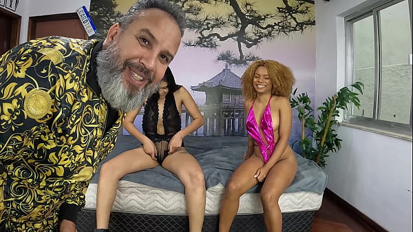 Mariana Torres E Rebeca Villar Se Preparam Para Mais Uma Cena Picante thumbnail