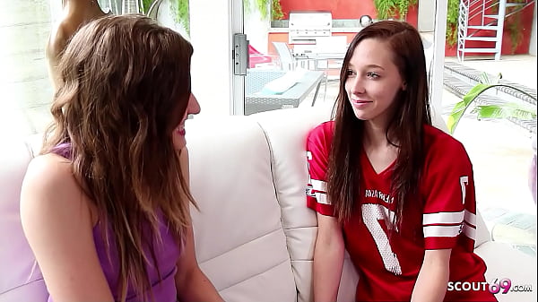 Nonton Small Tits Ginger Teen Seduce Classmate To Lesbo Sex thumbnail