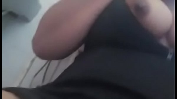 Nonton Me Encanta Como Se Escucha Que Est&aacute;s Mojada thumbnail